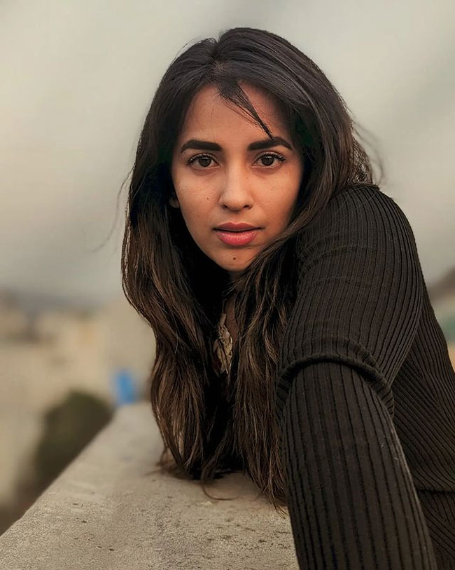 Staggering Poses of Komalee Prasaad In Black